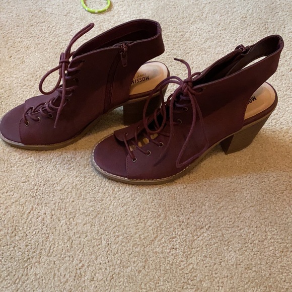 NWOT Open-Toed Booties - Picture 2 of 4